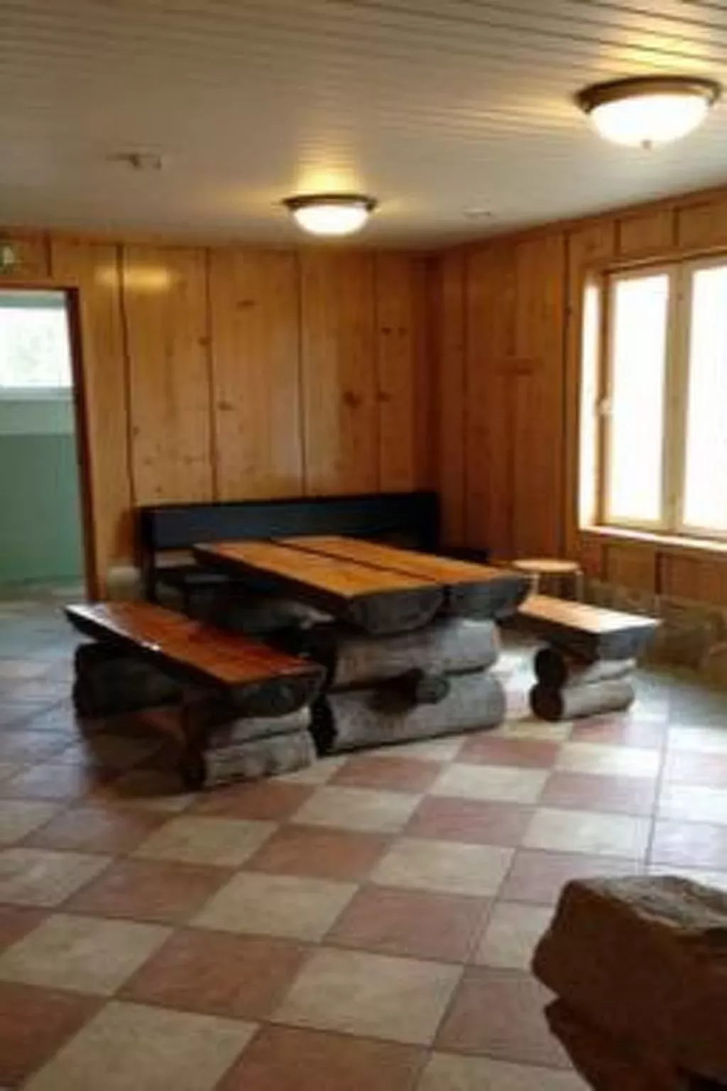 Hiiden kämppäkartano-Inside