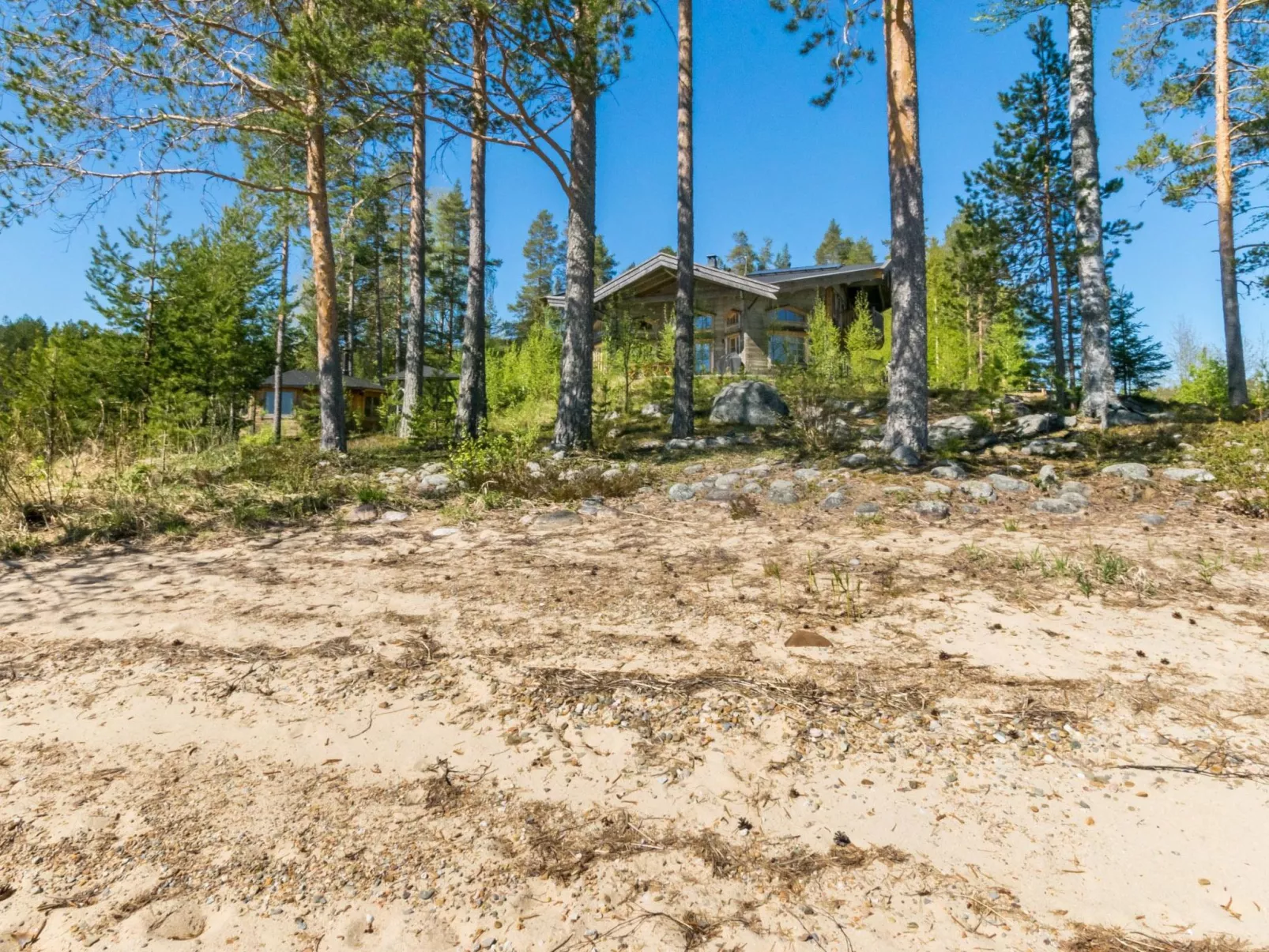 Villa pyöriäinen-Draußen