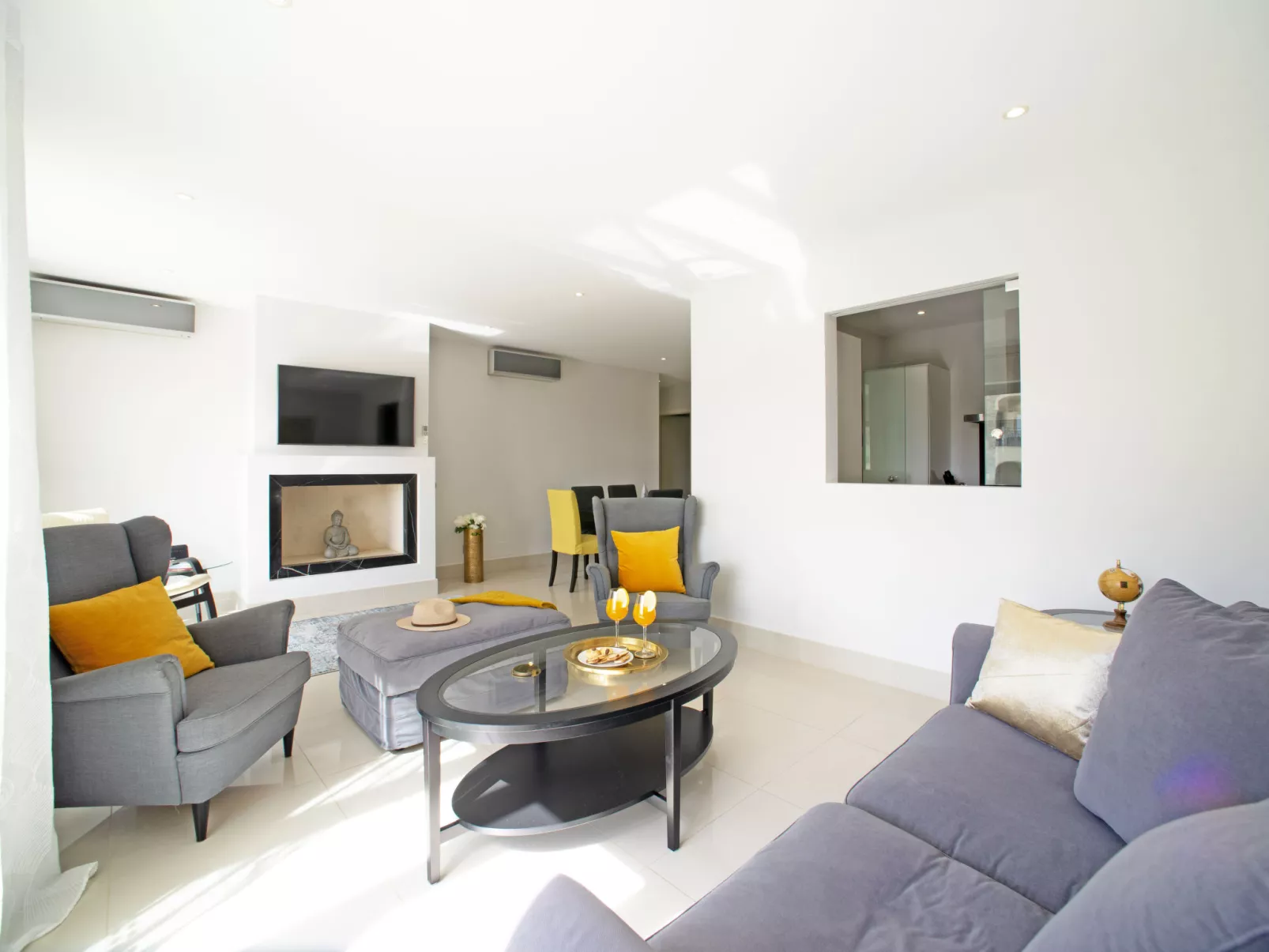 Pine Hills Ambar-Inside