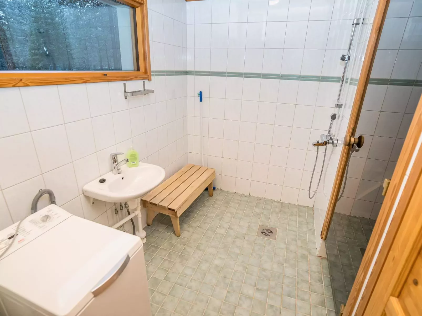Villa kuukkeli-Drinnen