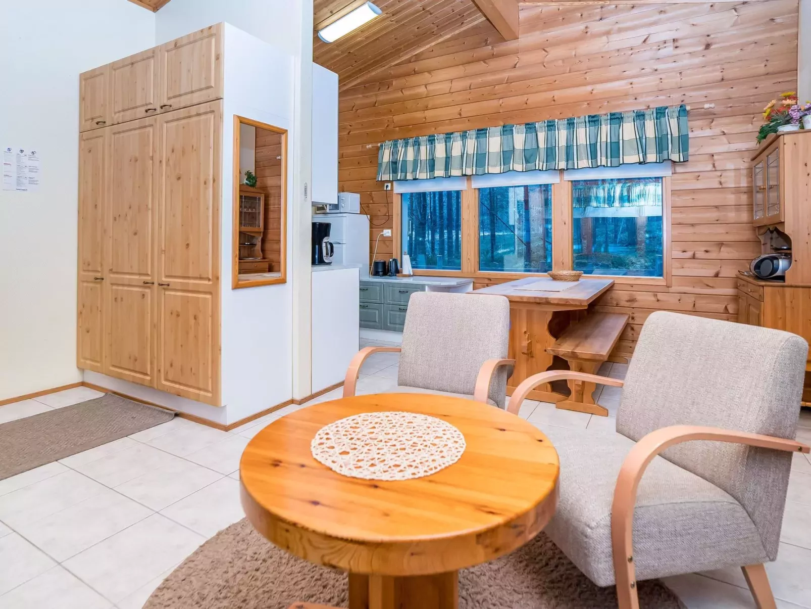 Villa lakka-Inside