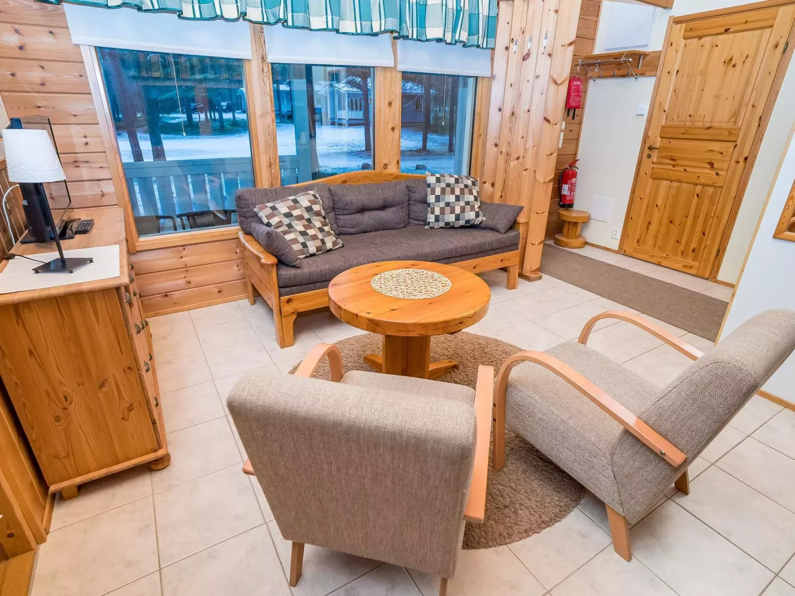 Villa lakka-Inside