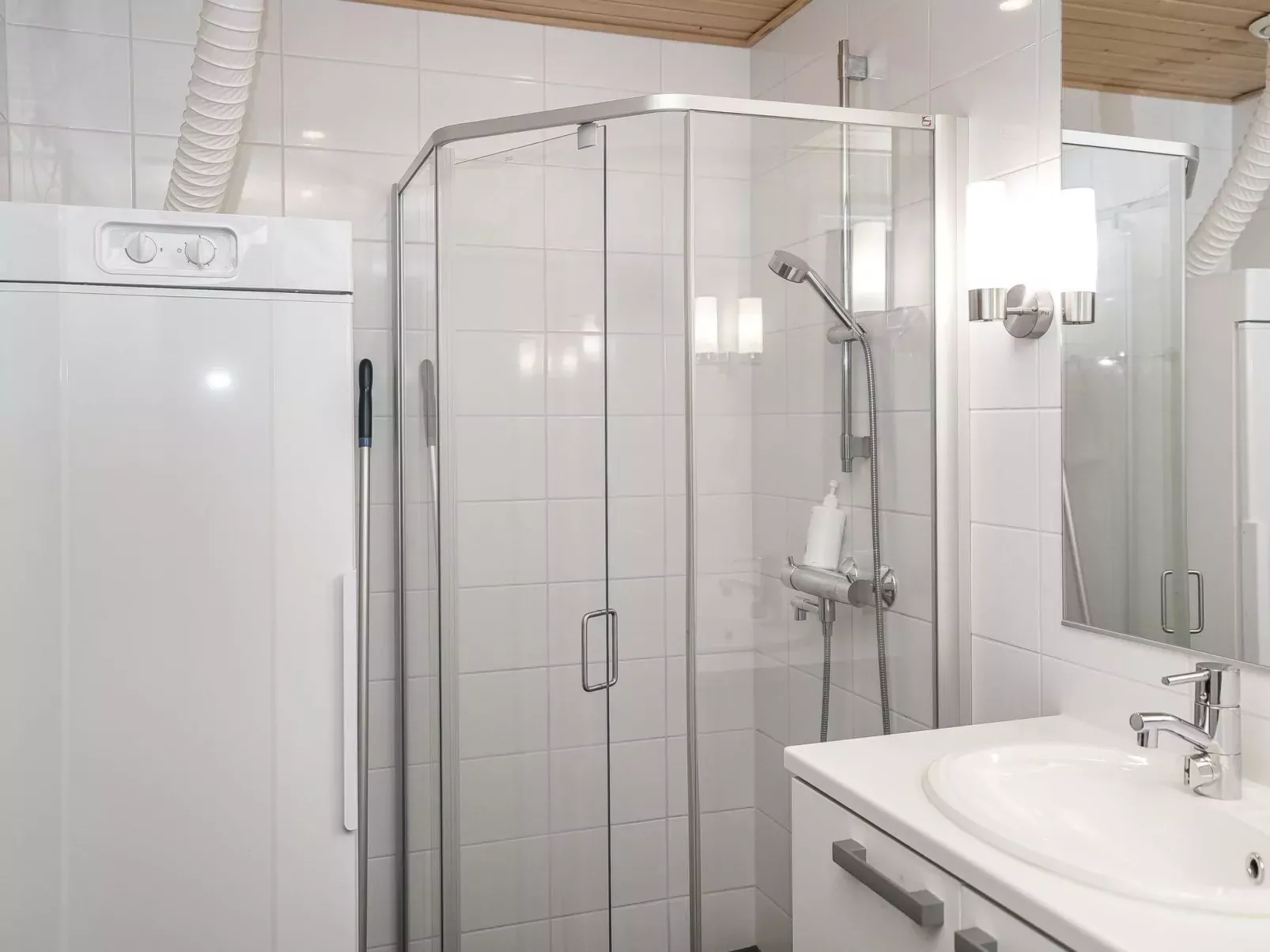 Ruka ski chalets 64, 1502-Inside