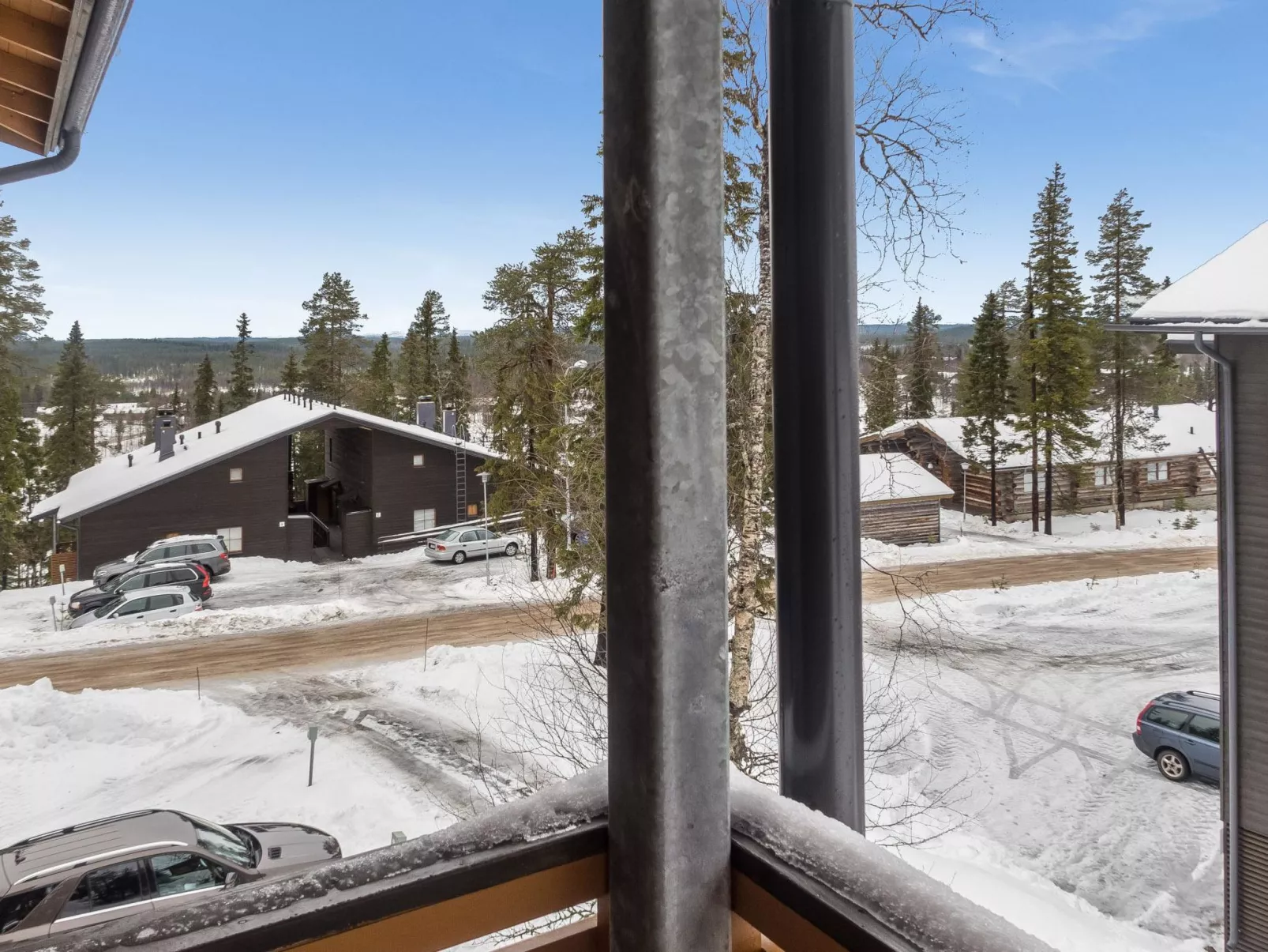 Karhunvartijan linna b14-Drinnen