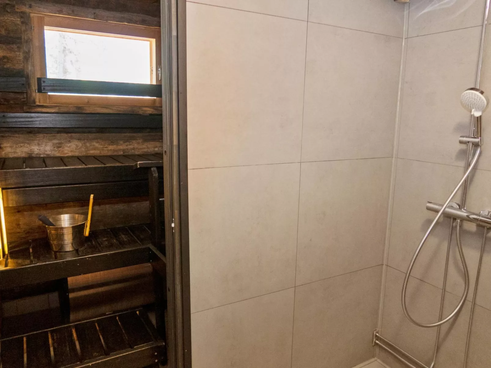 Rukaveska 4a-Inside