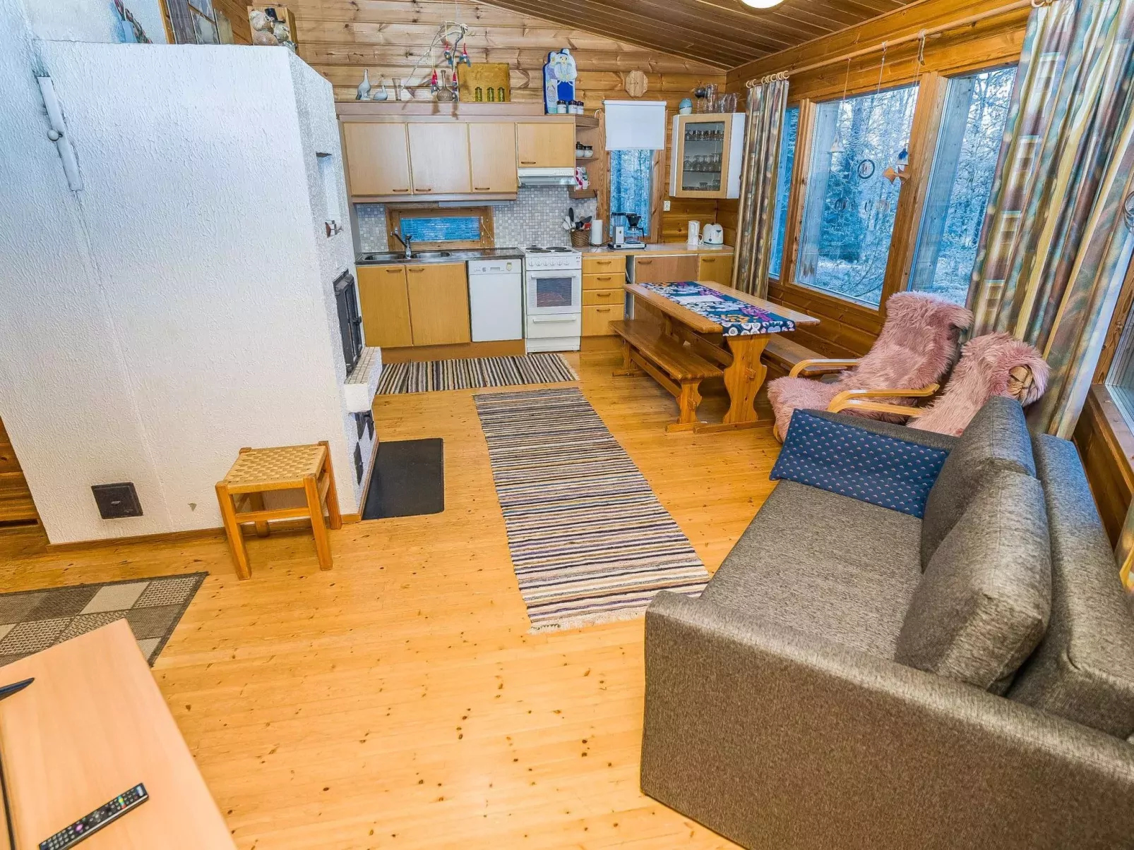 Pohjaskoti a