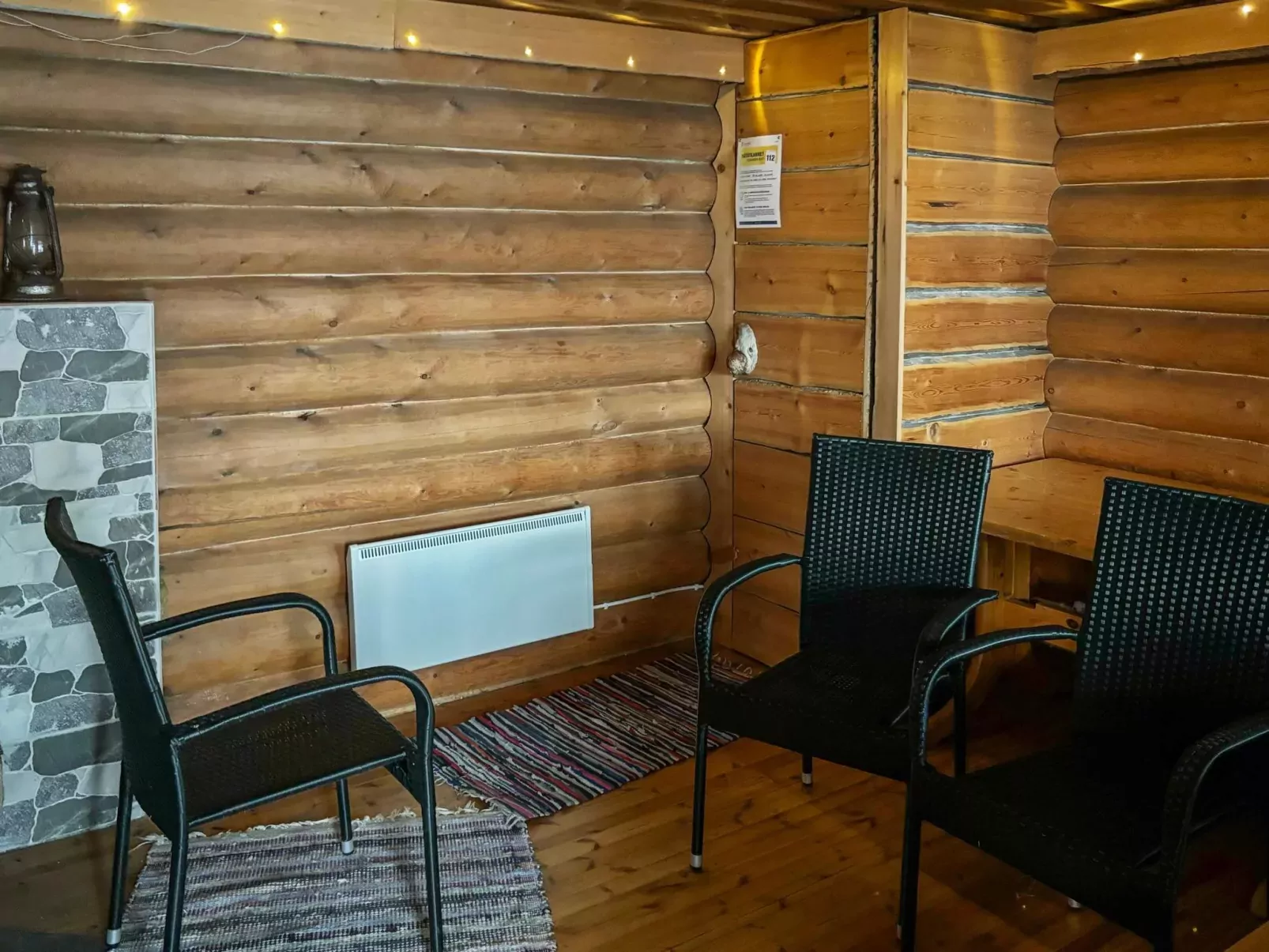 Domnan pirtti-Drinnen