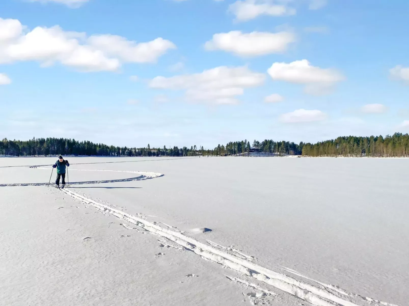 Domnan pirtti-Draußen