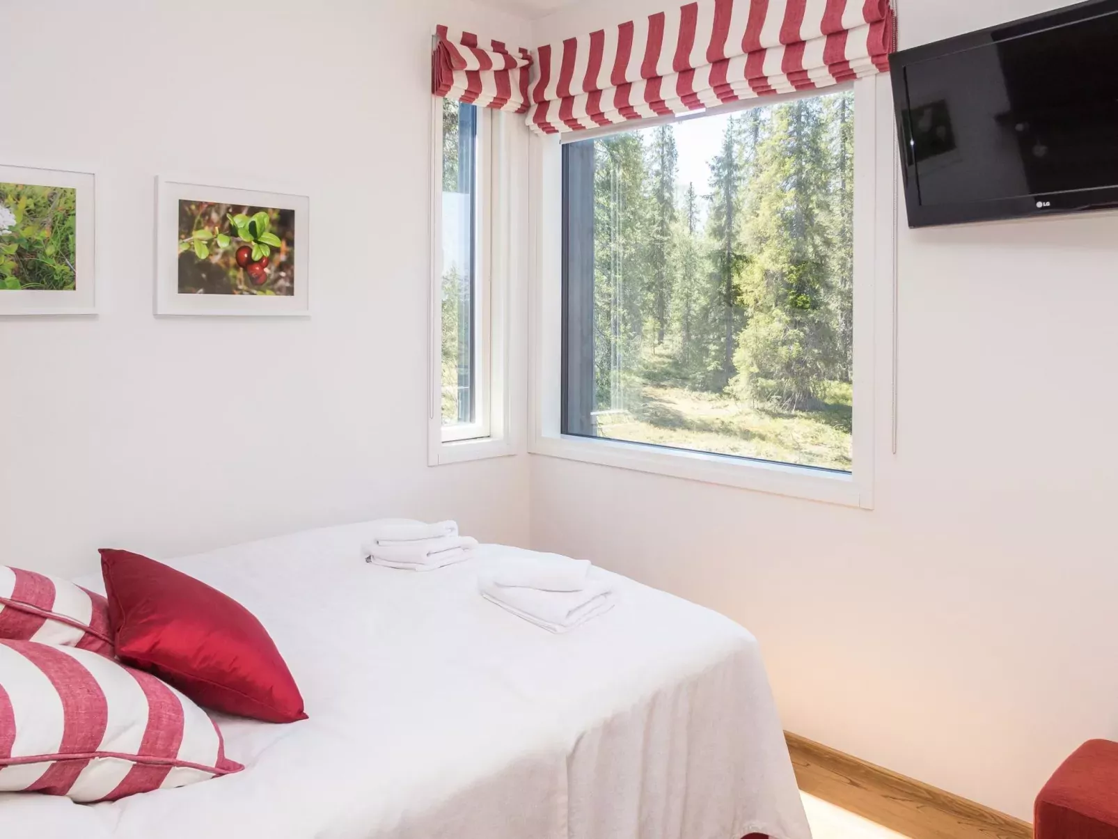 Holy lake chalet b-Inside