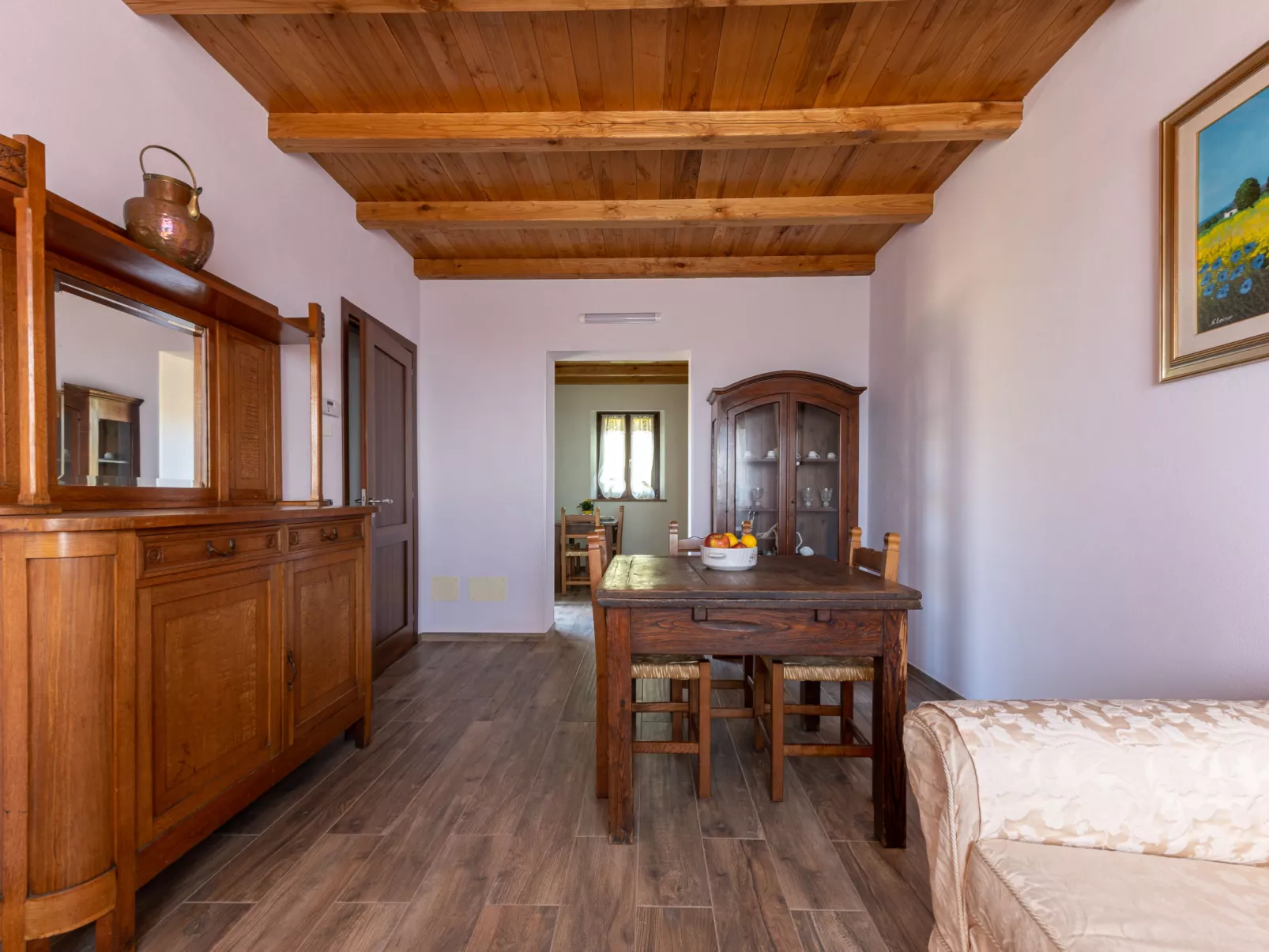 Civitella-Inside