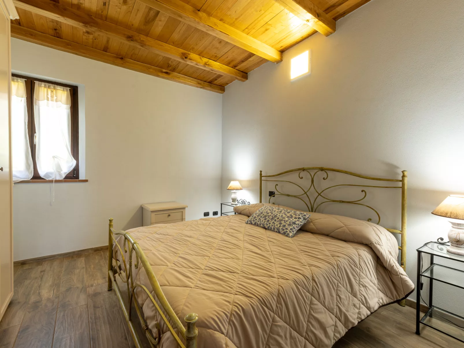 Civitella-Inside
