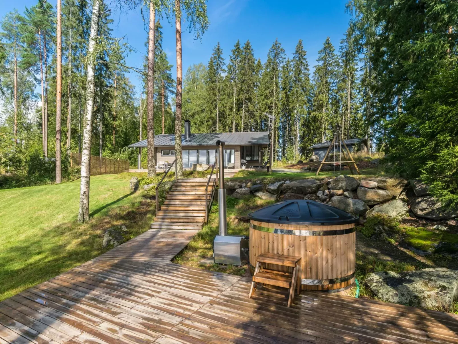 Heikinranta-Outside