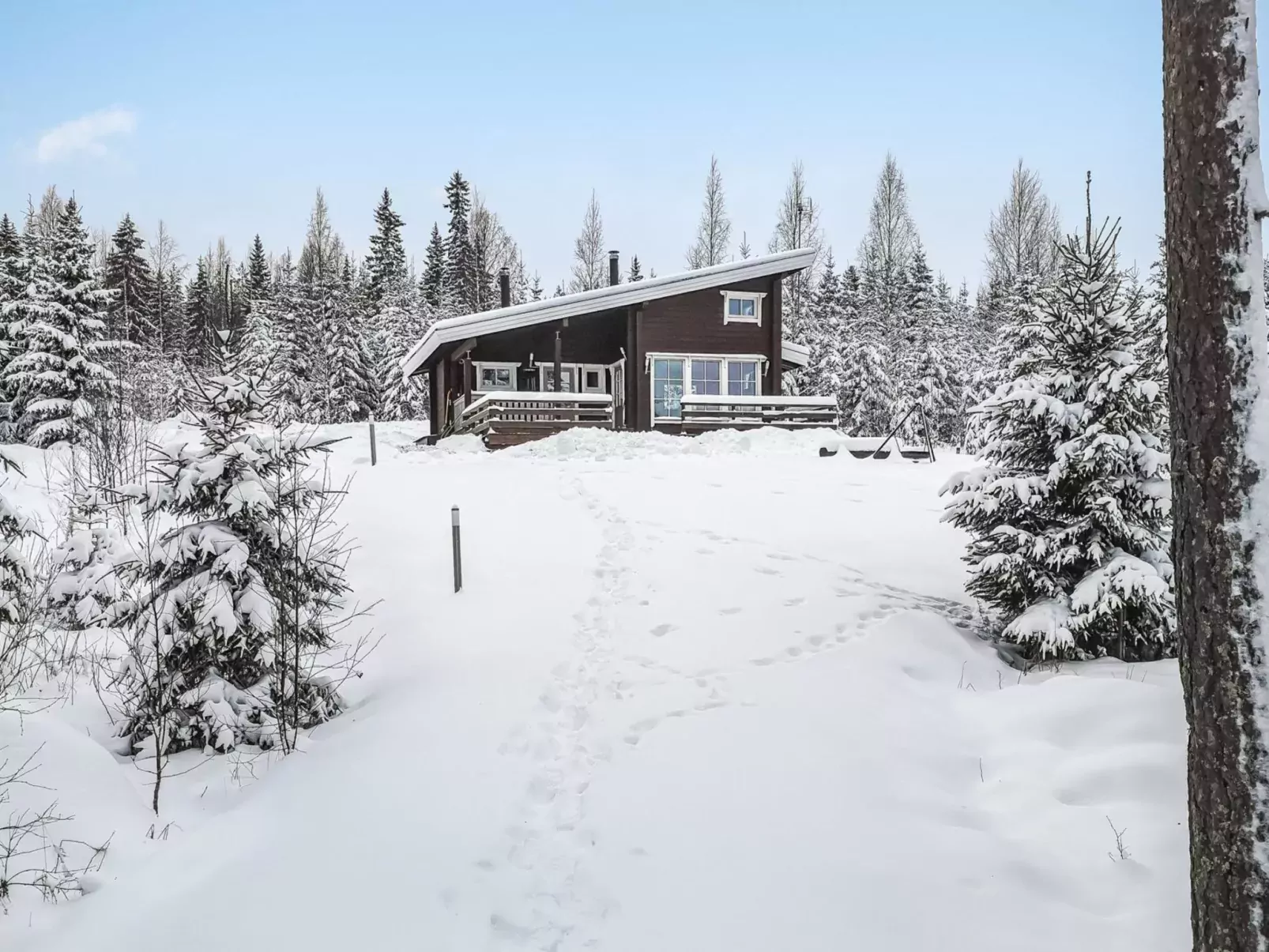 Lekojärven herra-Outside