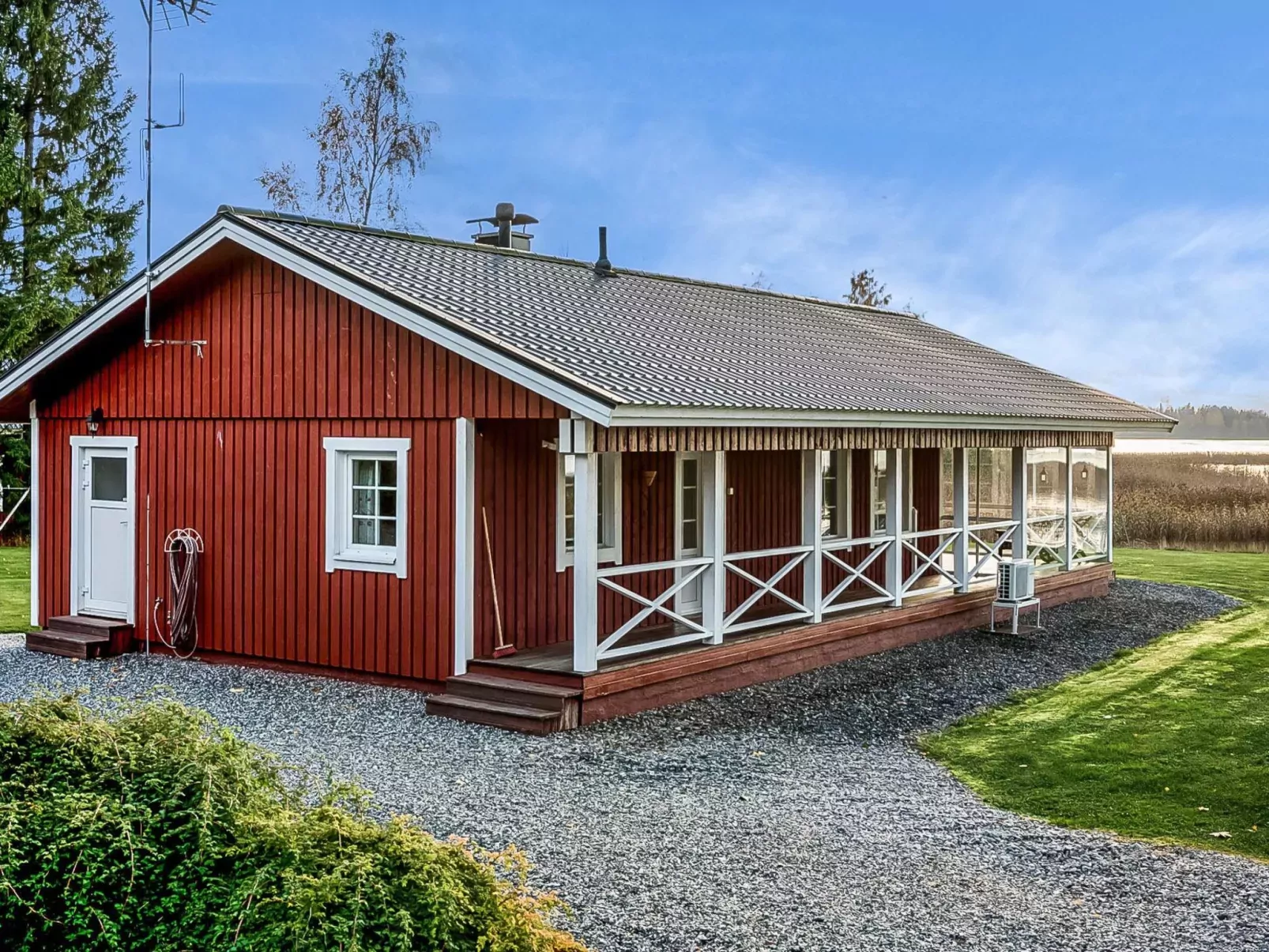 Villa blomvik-Outside