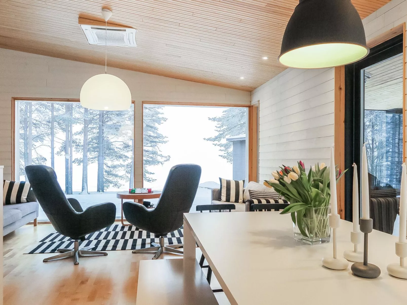Järvenranta-Inside