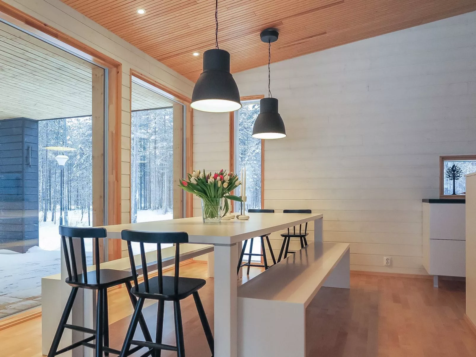 Järvenranta-Inside