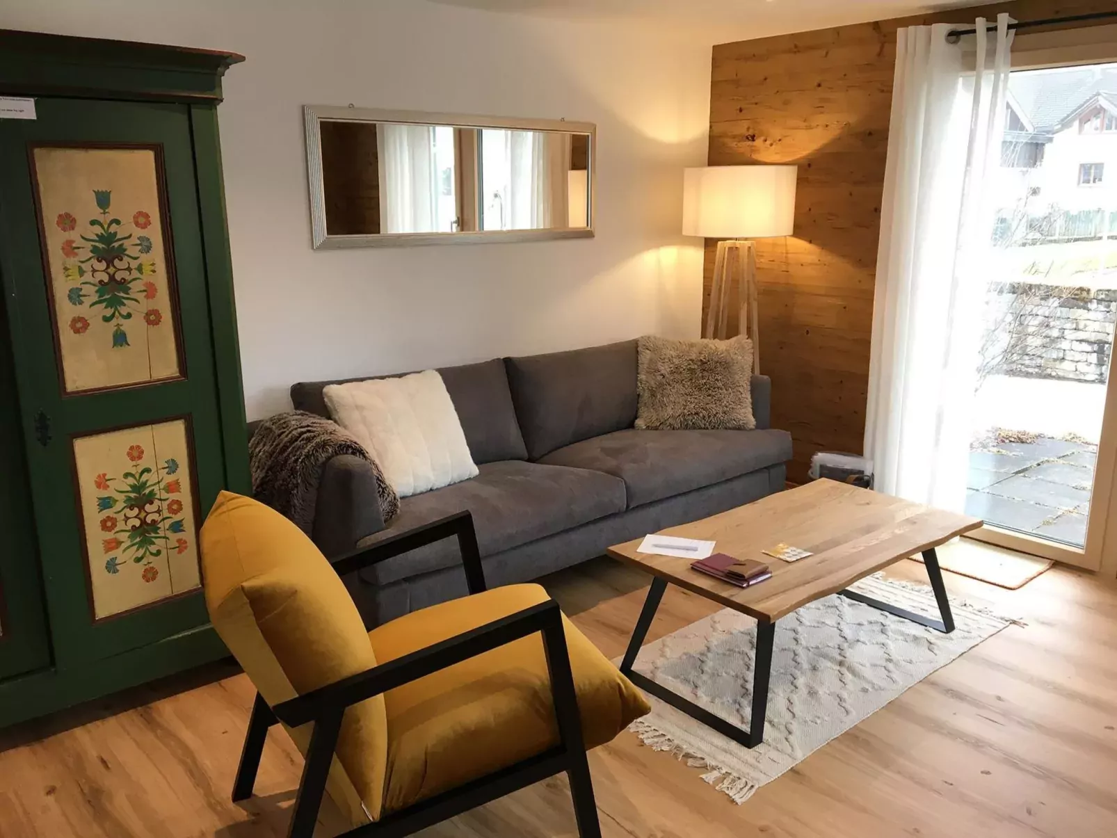Chalet Fluegärtli-Drinnen