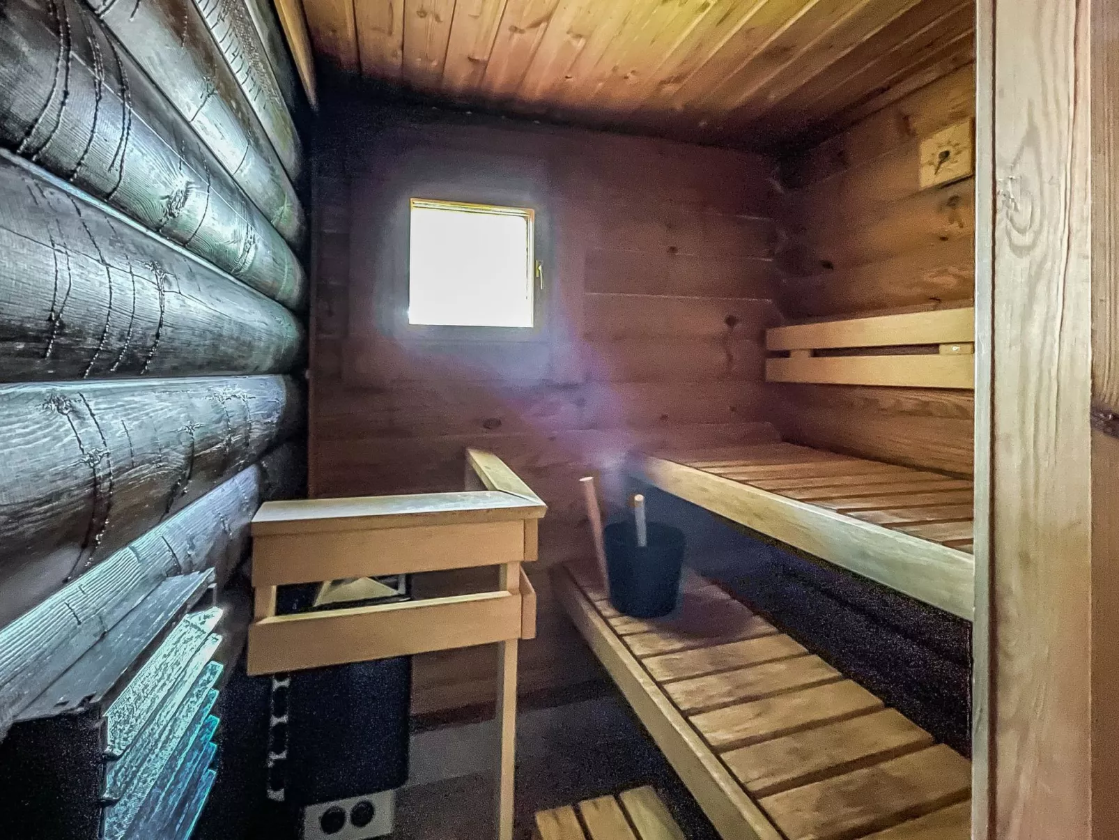 Honkakoli 10-Inside