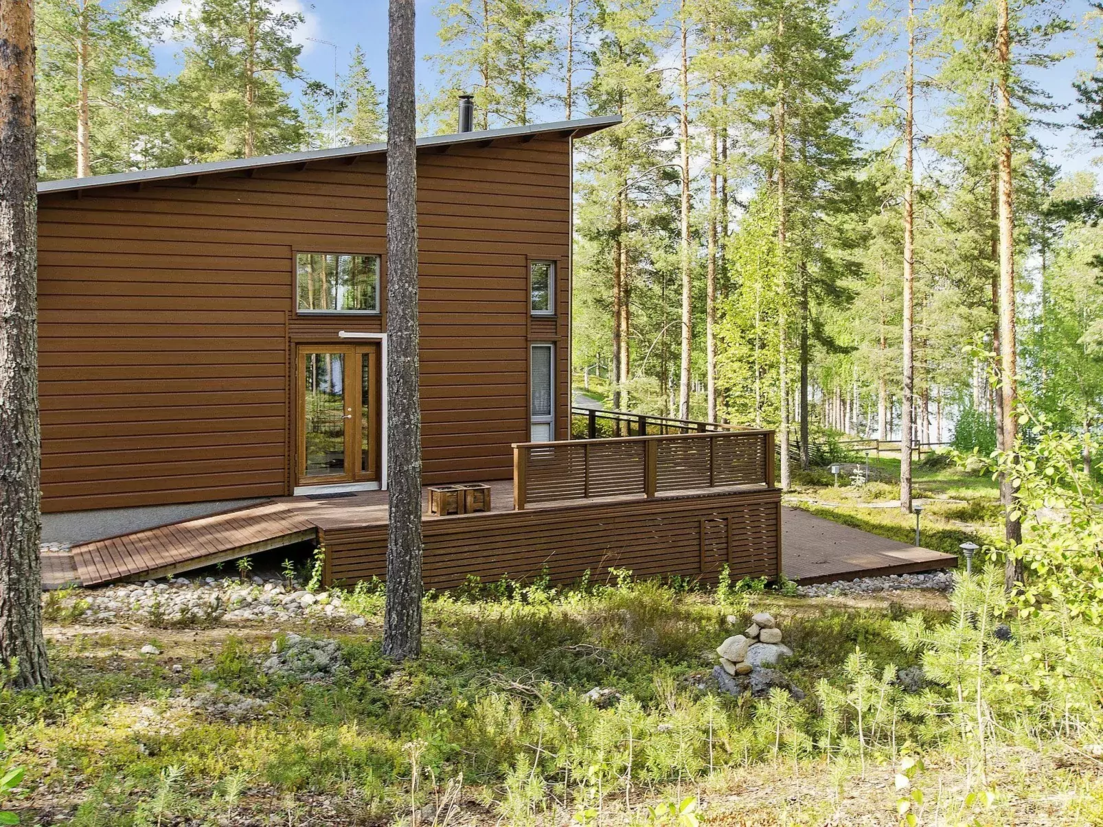 Pielislinna/loma-koli-Outside