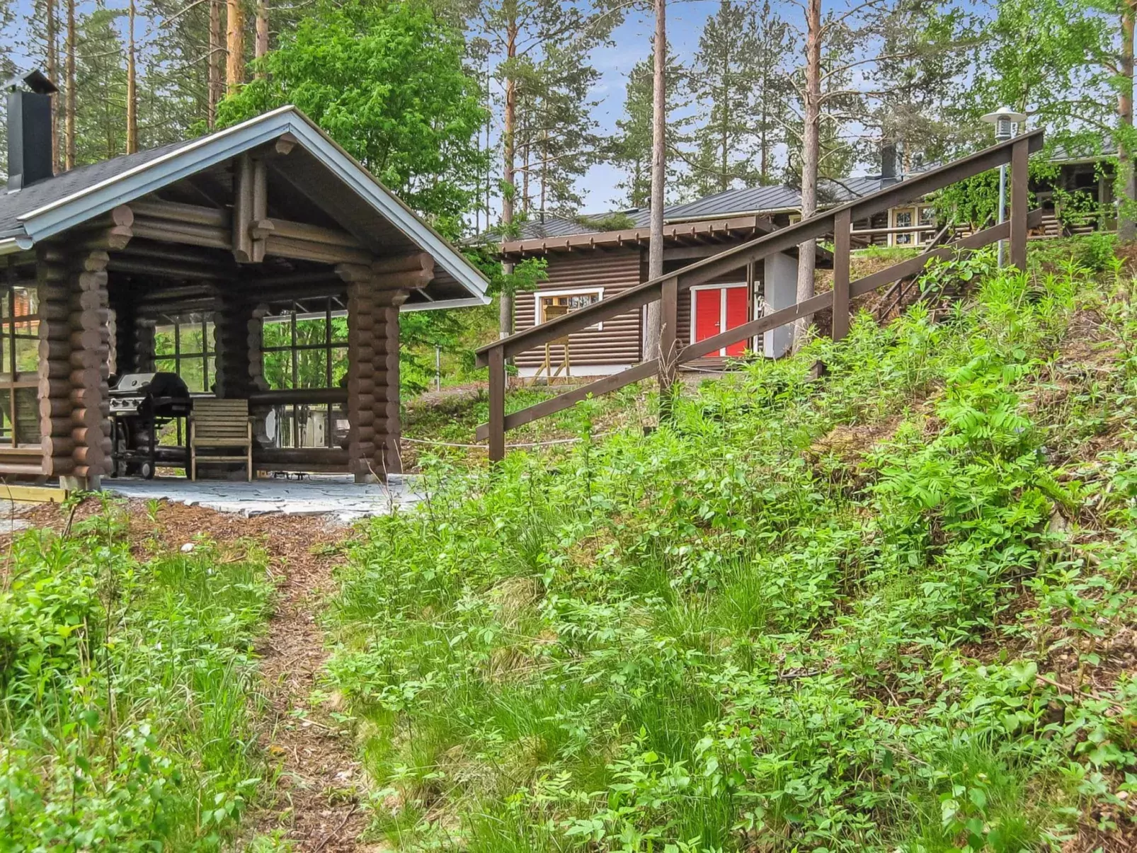 Villa käränkä-Outside