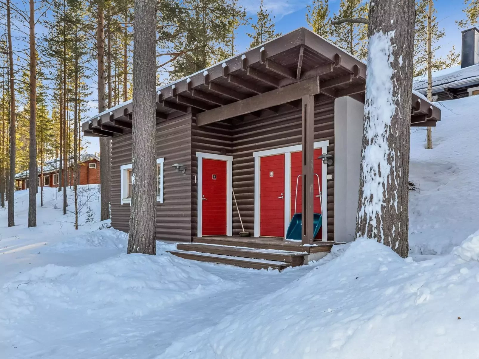 Villa käränkä-Outside