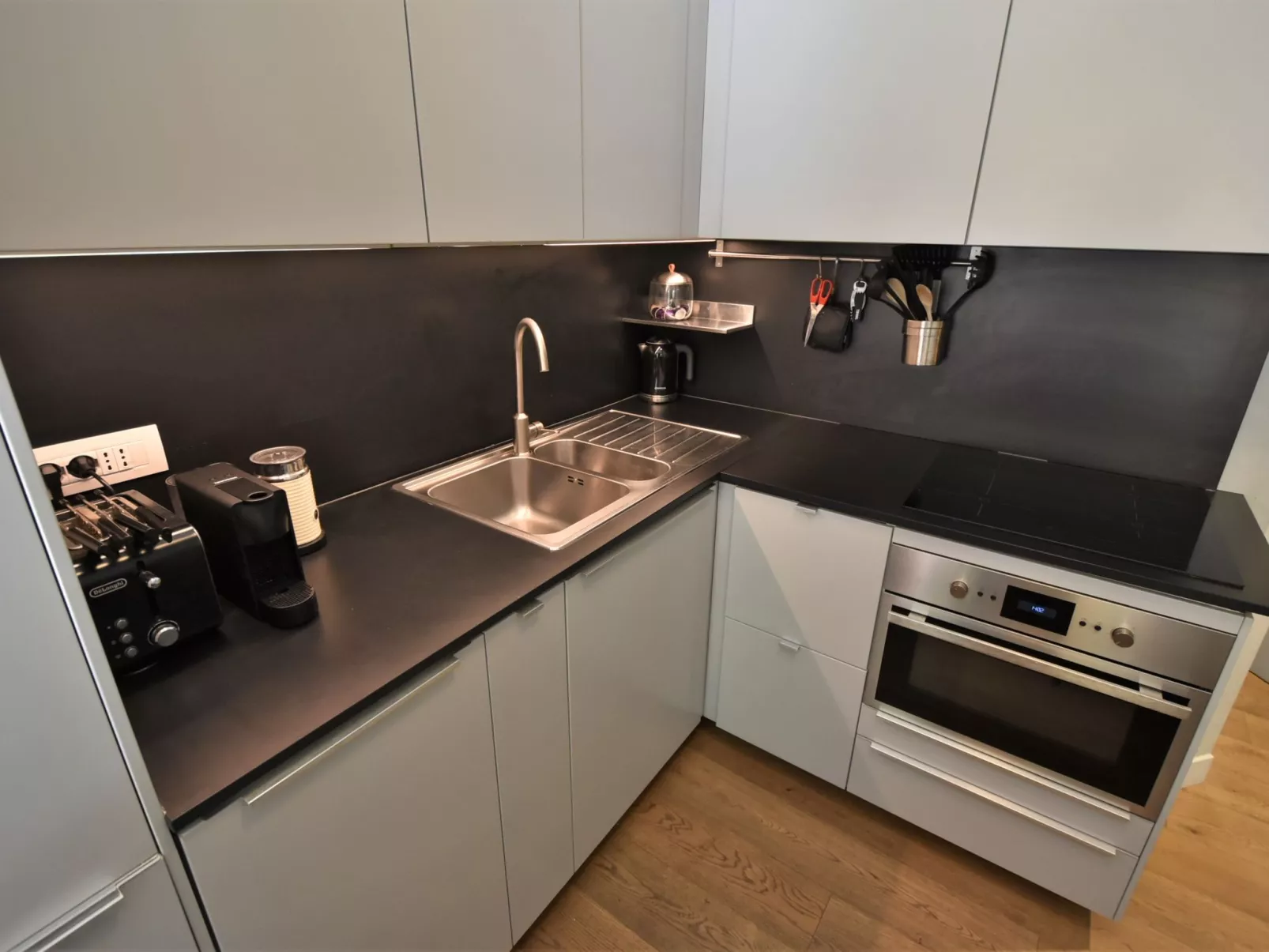 Brera Terrace Apartment-Drinnen
