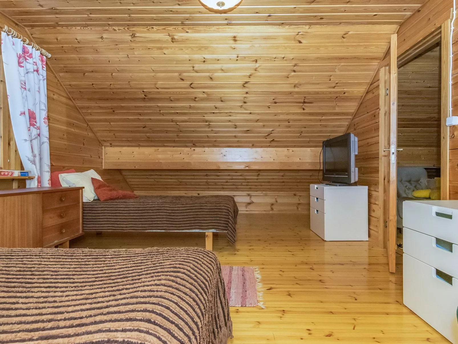 Saarijärvi-Inside