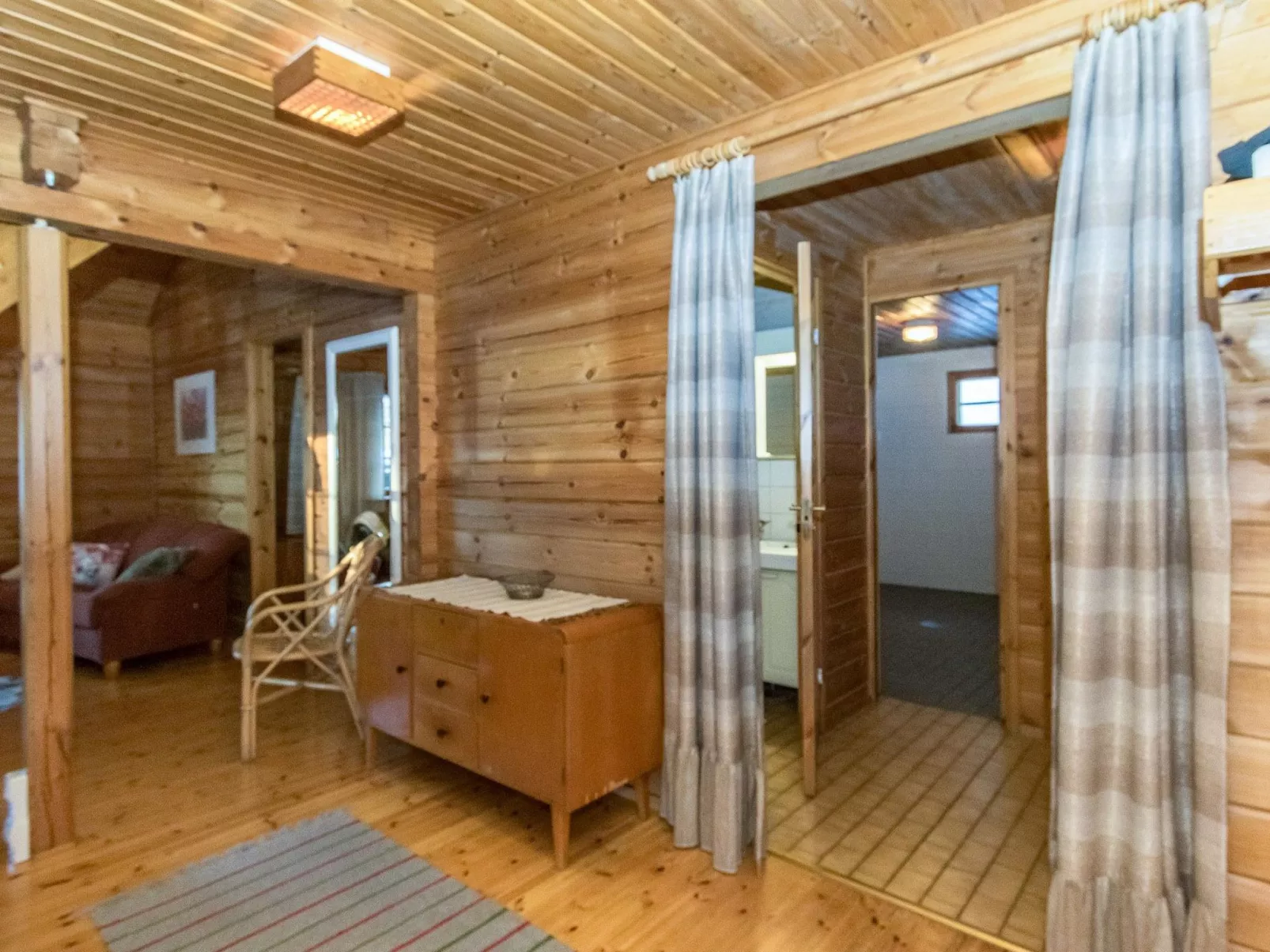 Saarijärvi-Inside