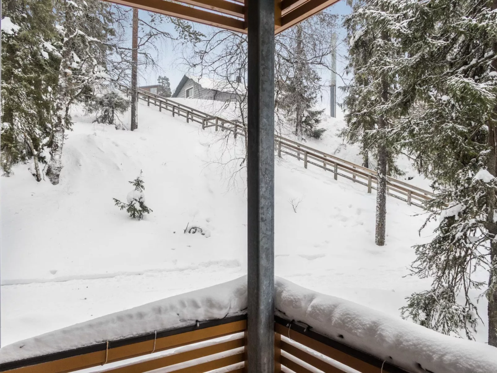 Karhunvartijan linna a3-Inside