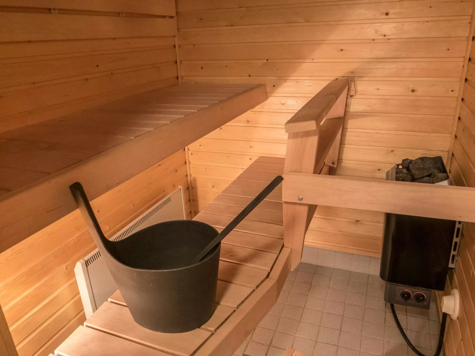 Karhunvartijan linna a7-Drinnen