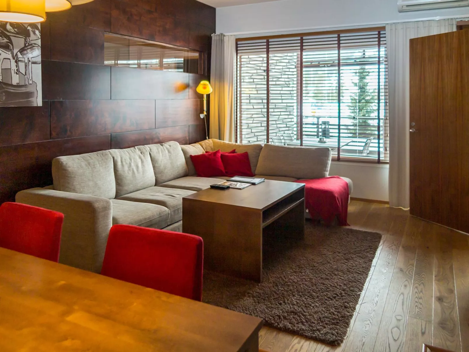 Tahko spa junior suite orange b2-Inside