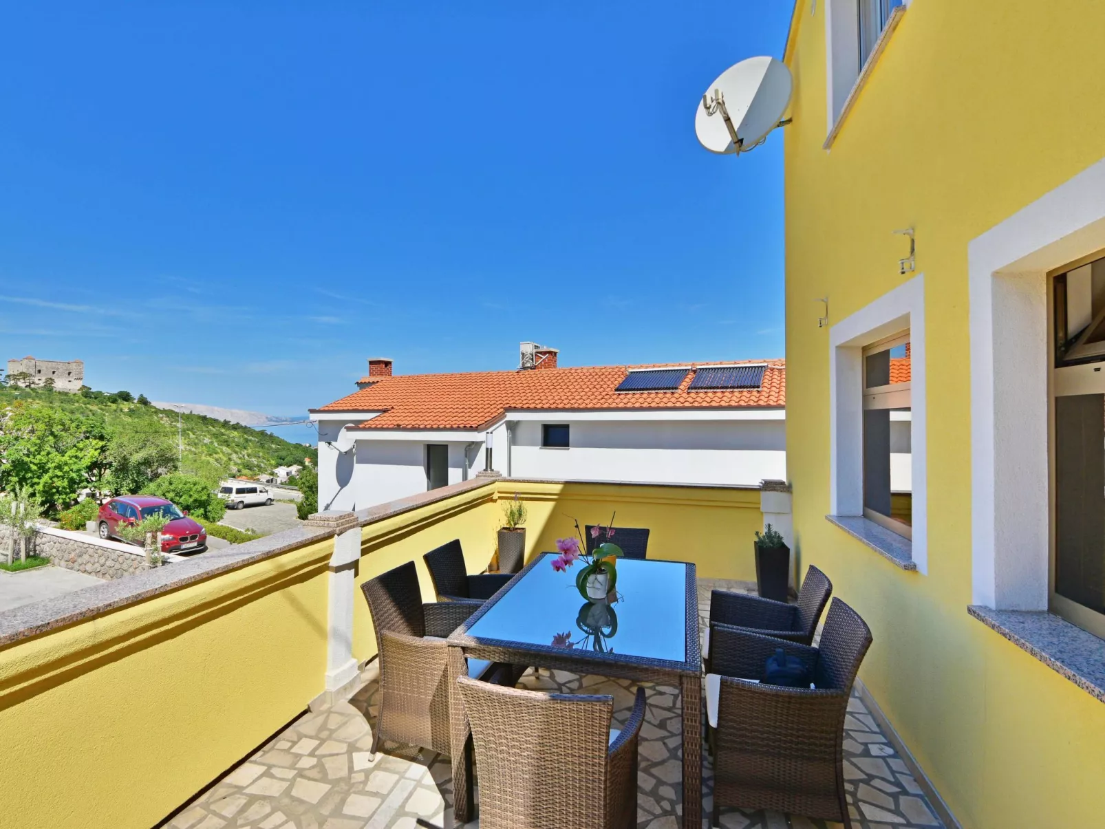 Miškulin-Outside
