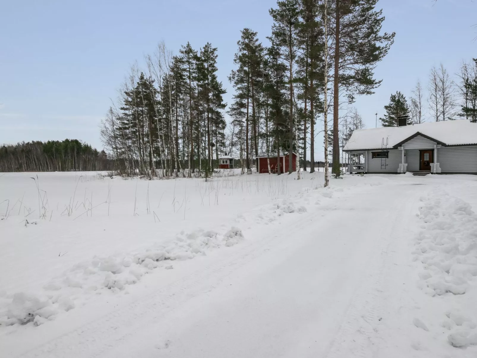 Suvituuli-Outside