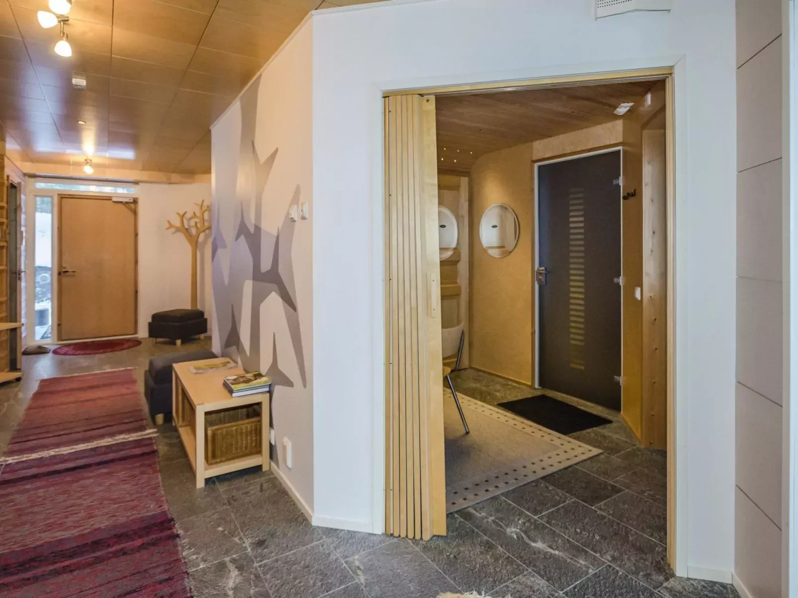 Huvila lomaonni (villa concrete kelo)-Inside