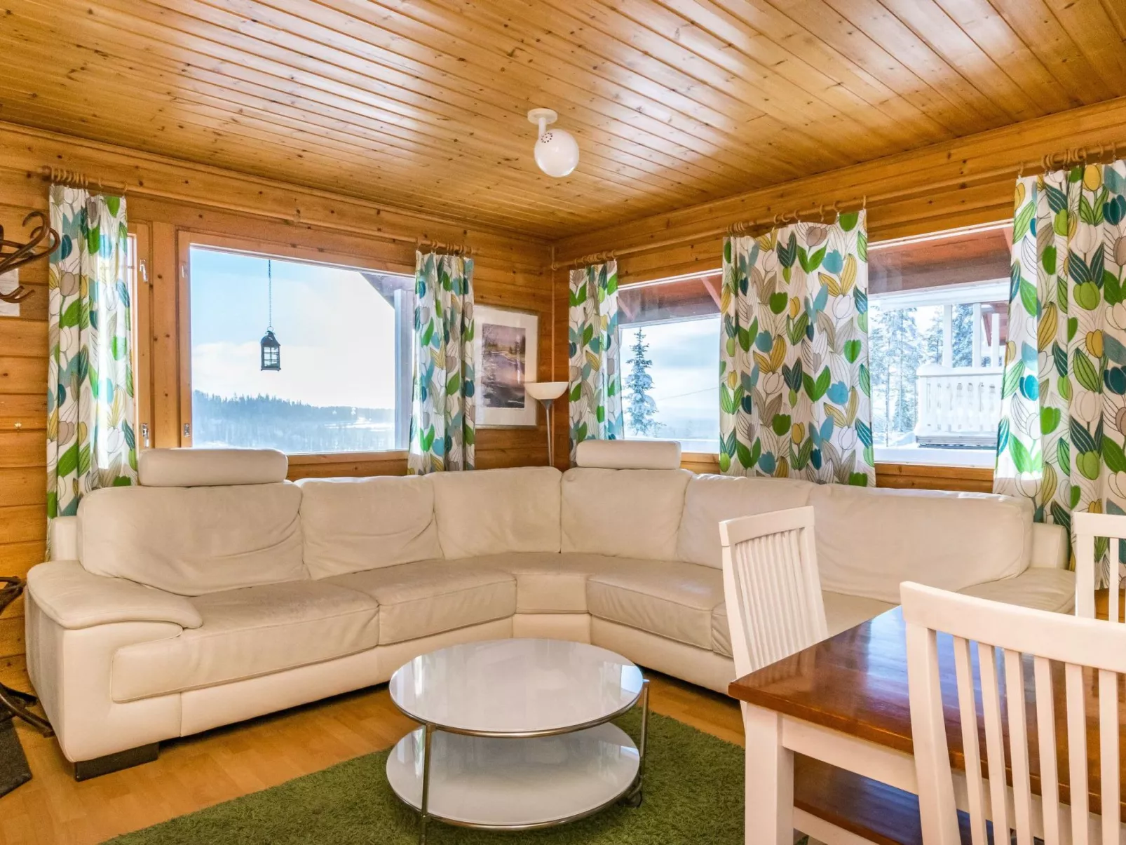 Alppikylä 3a paritalo-Inside