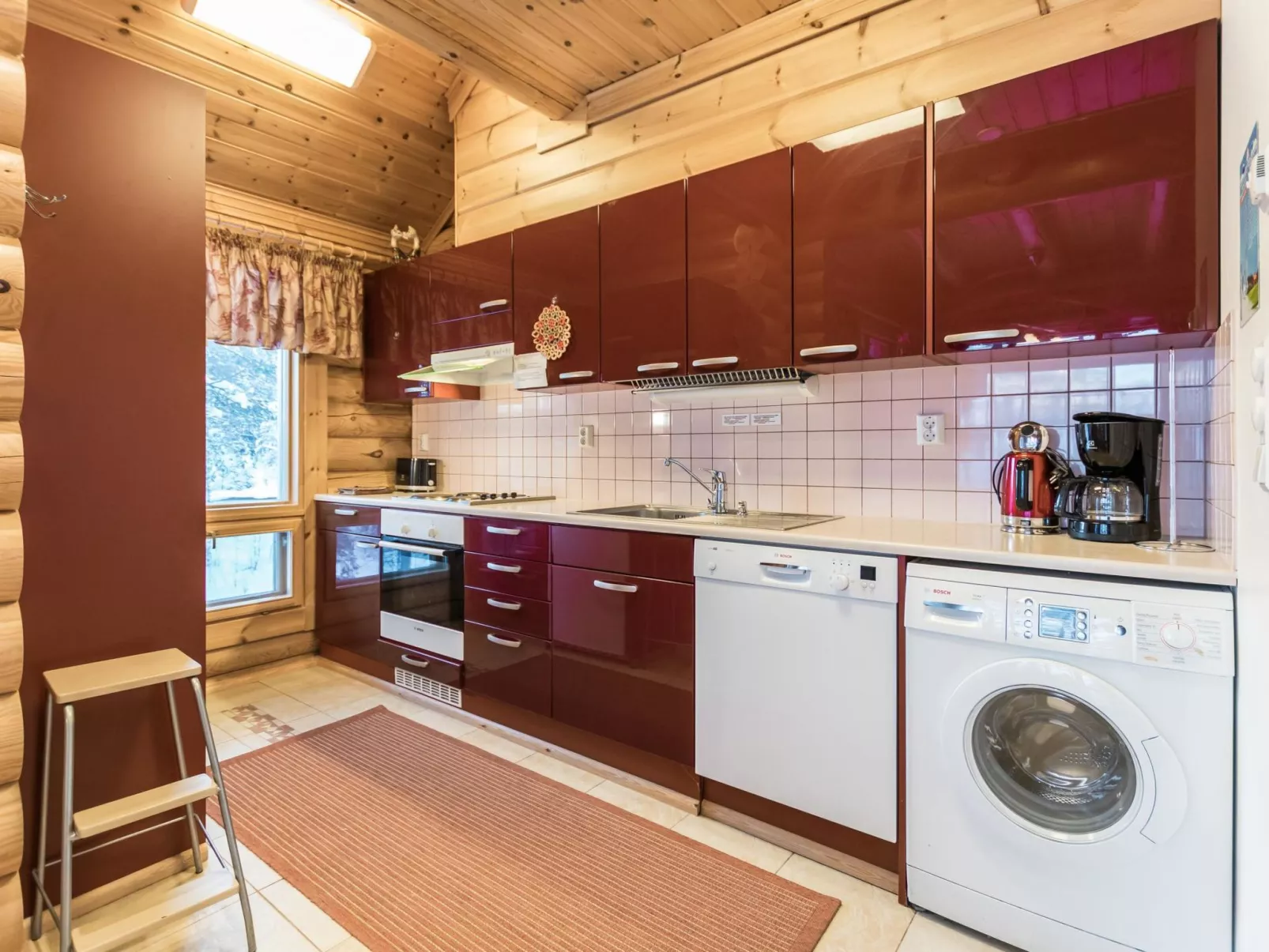 Sateenkaari cottage