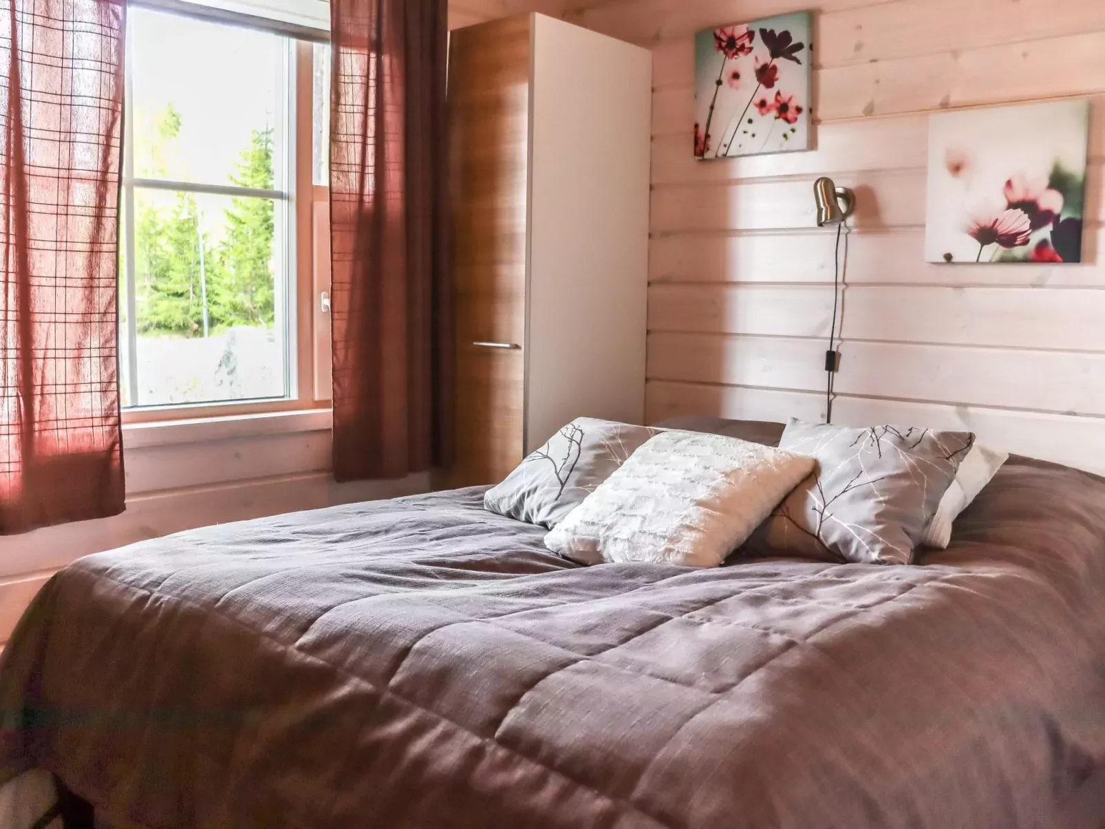 Aurinko-saaga 5 semi-detached house-Inside