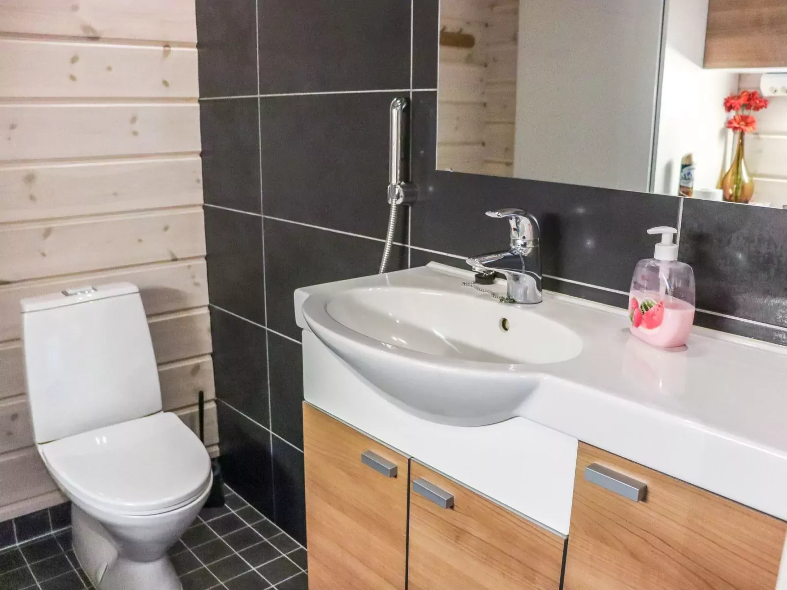 Aurinko-saaga 5 semi-detached house-Inside