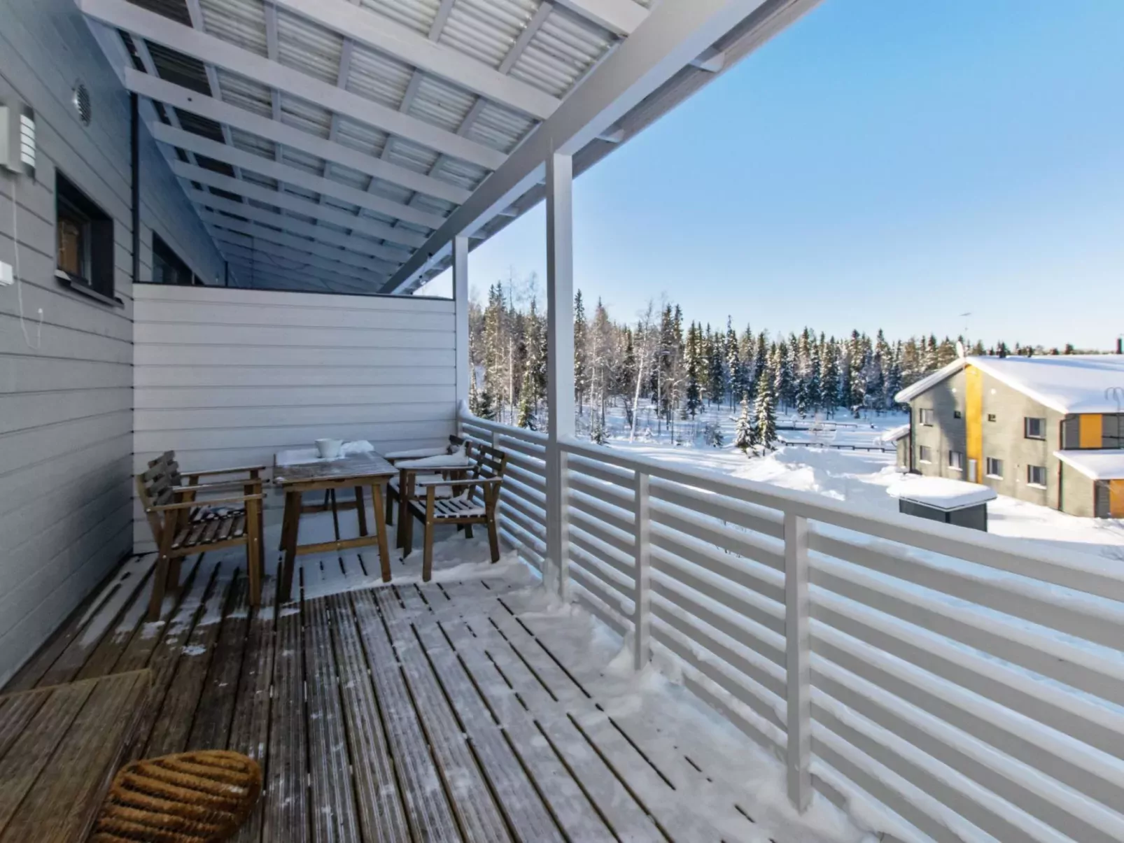 Skivillas 78 ukkohalla (7)-Inside