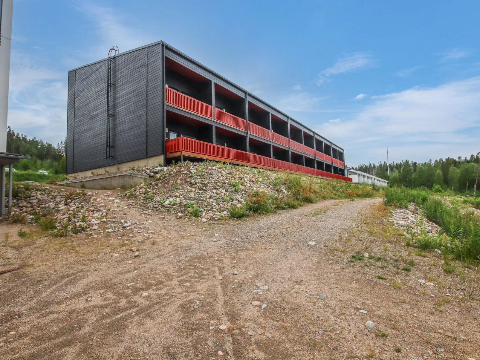 Skivillas 47 ukkohalla (a3)-Outside