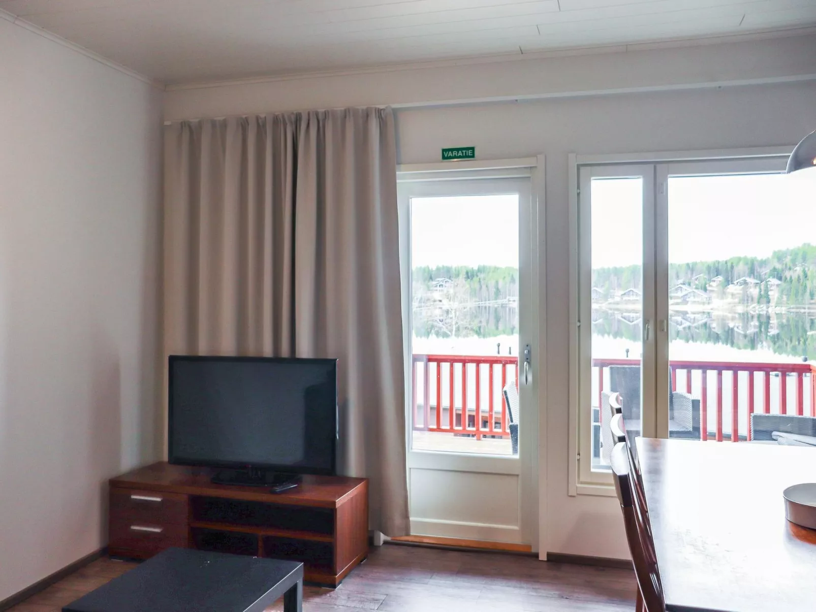 Skivillas 47 ukkohalla (a7)-Inside