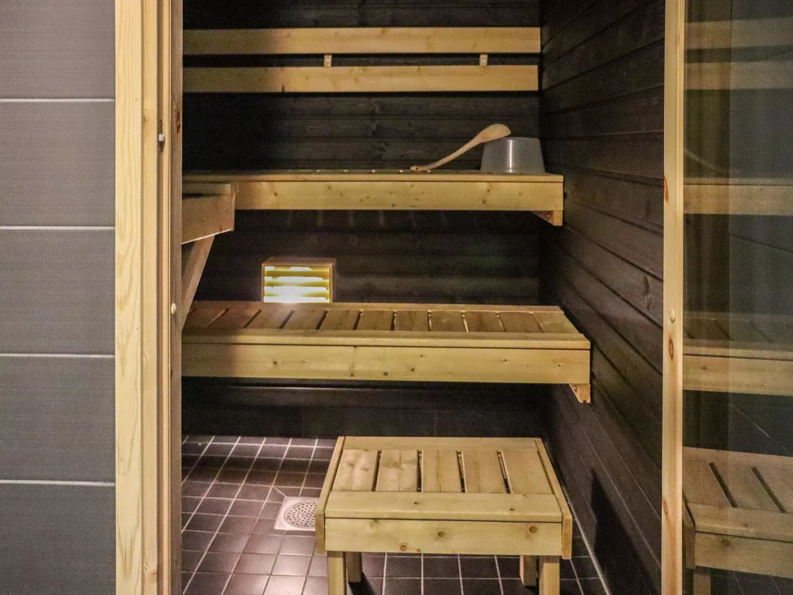 Skivillas 47 ukkohalla (a7)-Inside