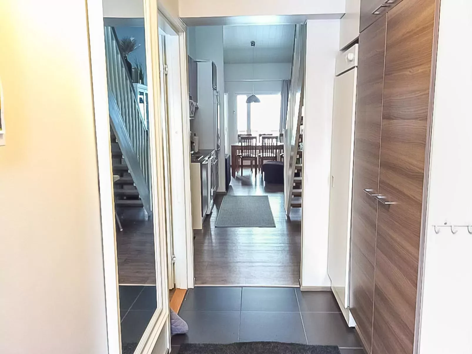 Skivillas 61 ukkohalla (b1)-Dedans