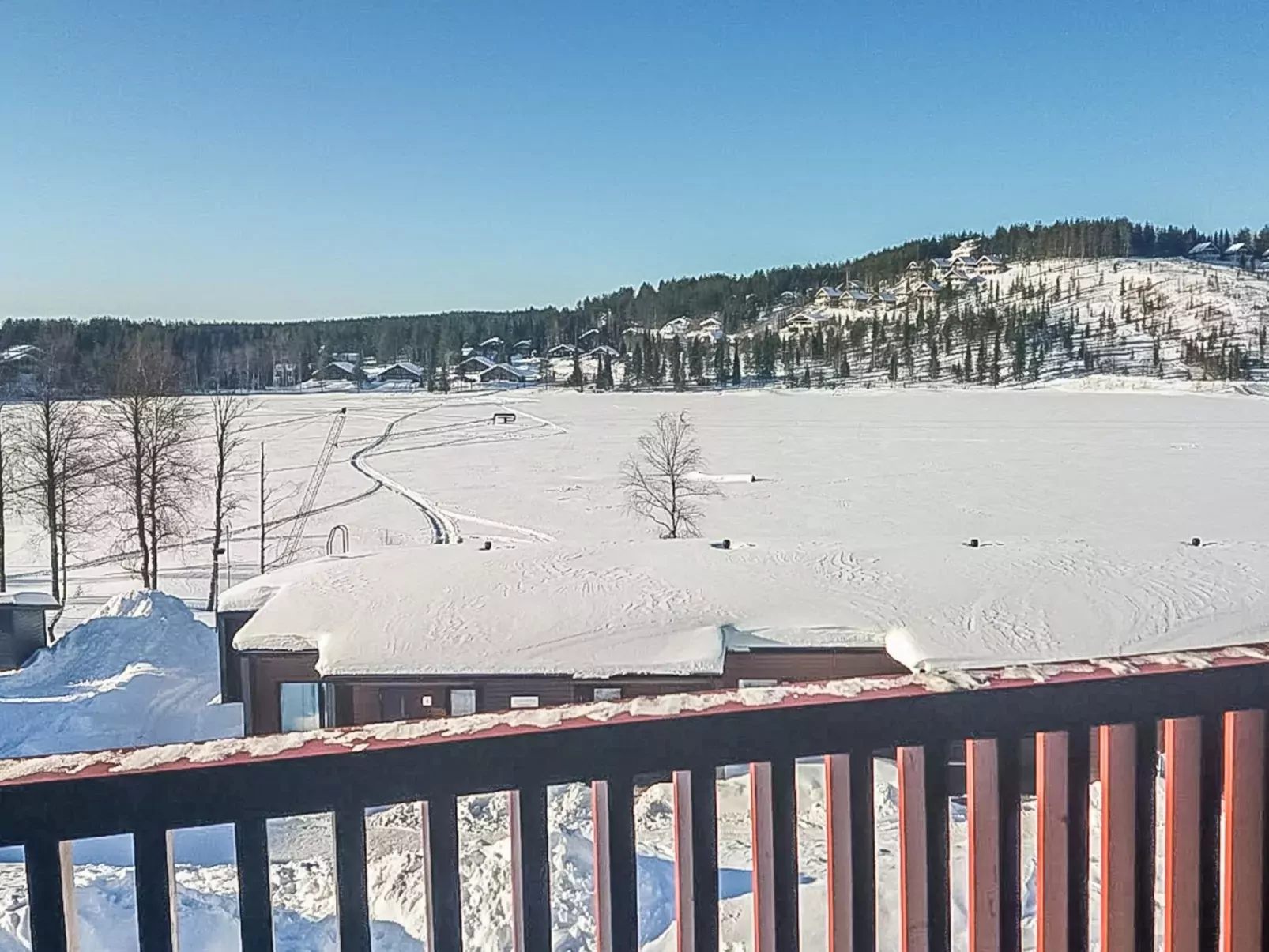 Skivillas 61 ukkohalla (b1)-Dehors