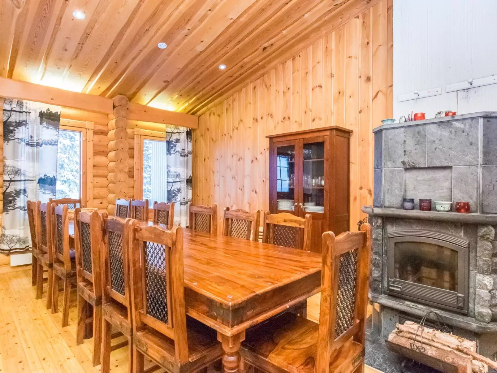 Karhunpesä a-Inside