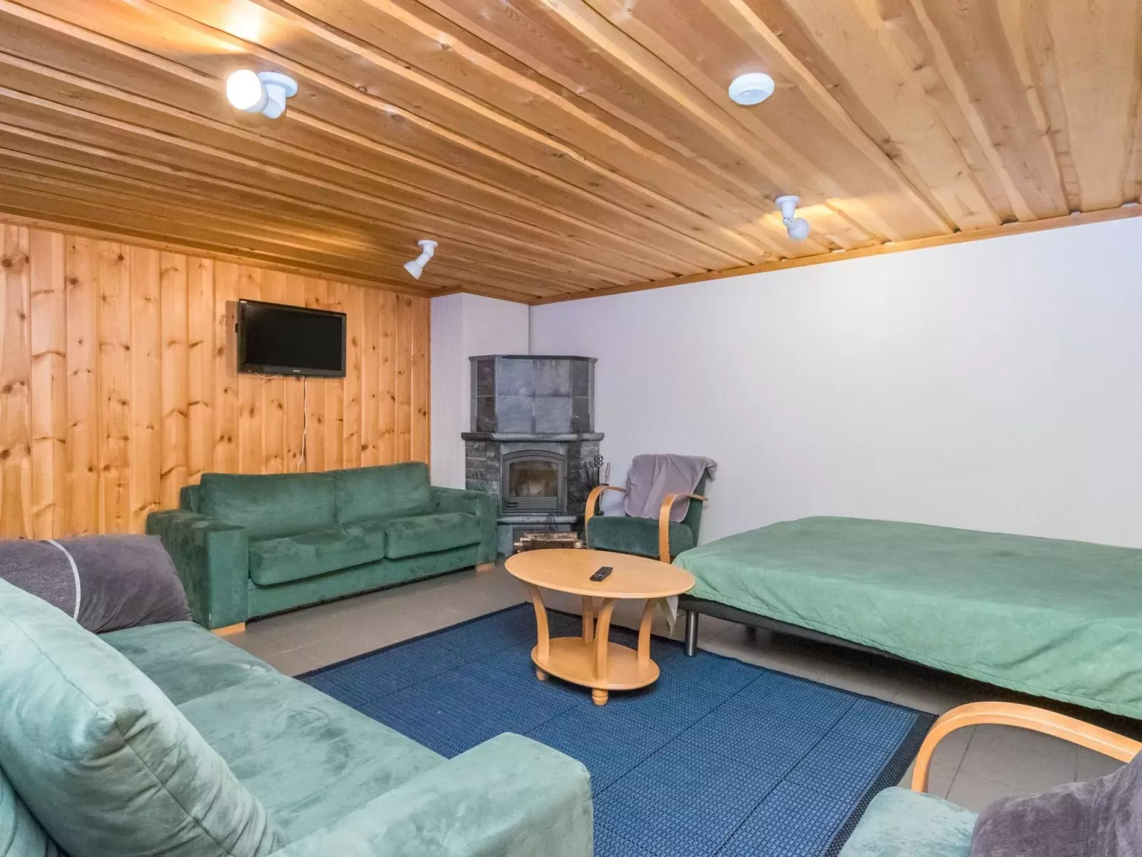Karhunpesä a-Inside