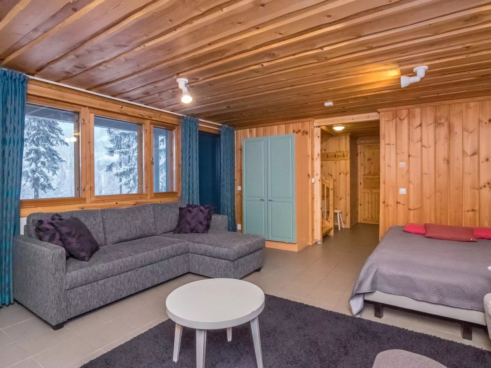 Karhunpesä b-Inside