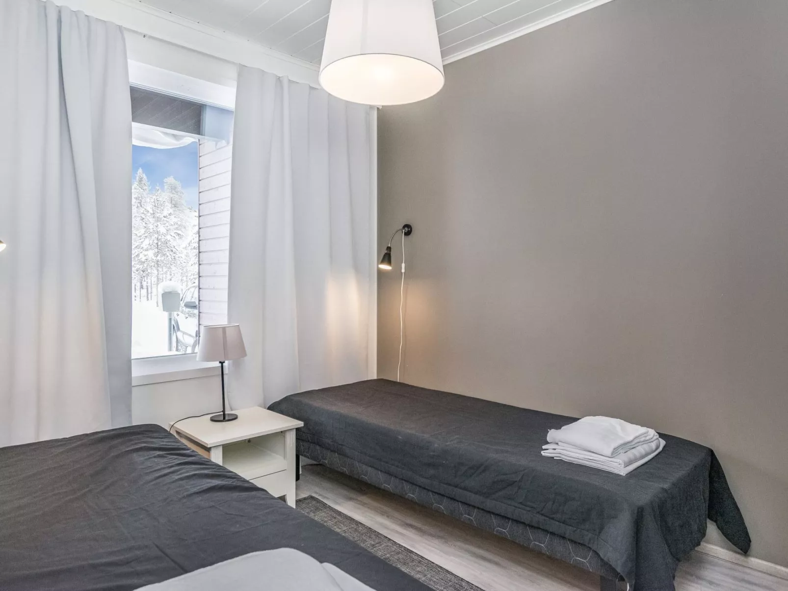 Skivillas paljakka 5. (3mh)-Drinnen