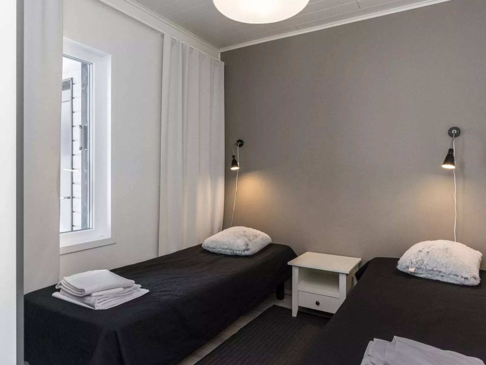 Skivillas paljakka 8. (3mh)-Drinnen