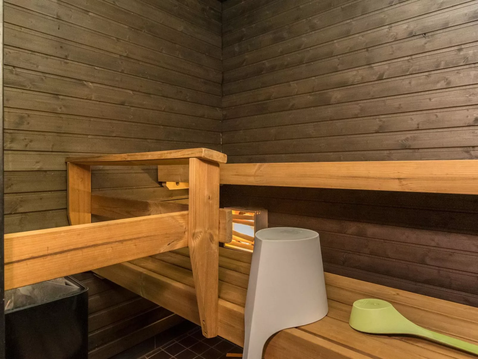 Skivillas paljakka 8. (3mh)-Drinnen